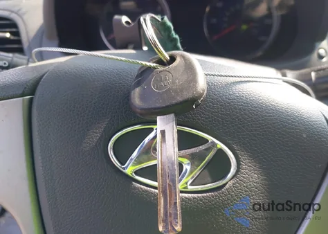 2017 Hyundai Accent Se из США, поврежденный, VIN KMHCT4AE5HU312983